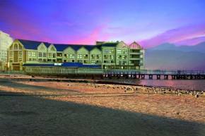 Strand Pavilion, Strand